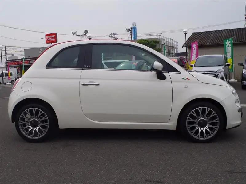 カタログ画像：５００Ｃ（500C） ツインエア ラウンジ 2015年3月 ABA-31209 900cc ボサノバホワイト 燃費24.0km / l 外装