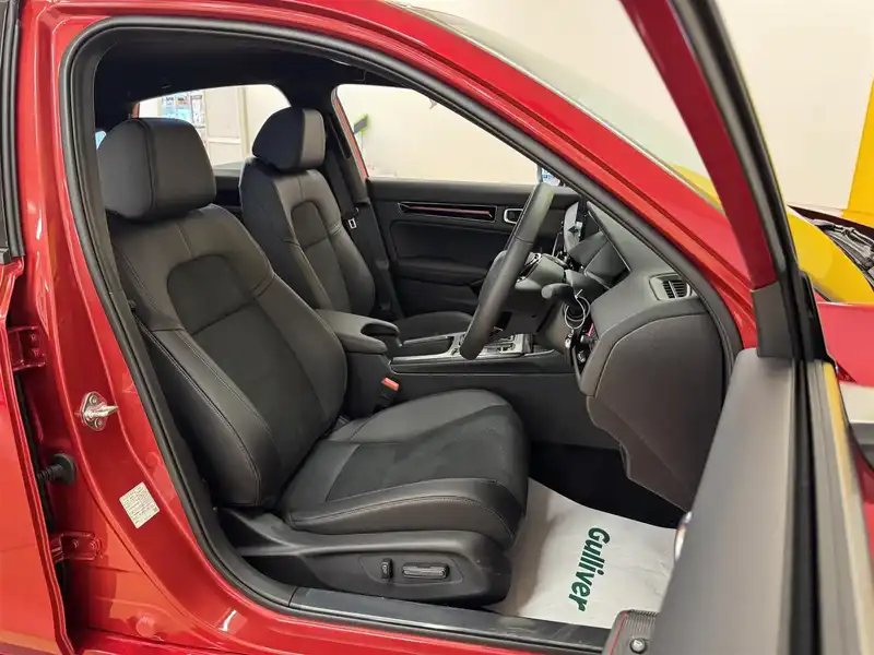 カタログ画像：シビック（CIVIC） タイプＲ レーシングブラックパッケージ 2025年9月 6BA-FL5 2000cc フレームレッド 燃費12.5km / l フロント