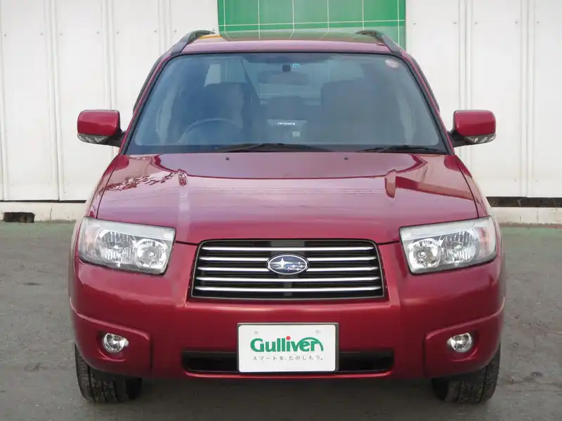 カタログ画像：フォレスター（FORESTER） ２．０ＸＳ 2005年1月 CBA-SG5 2000cc ガーネットレッド・パール 燃費13.0km / l  フロント