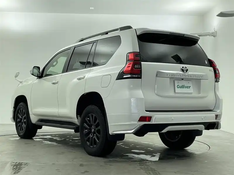 カタログ画像：ランドクルーザープラド（LAND CRUISER PRADO） ＴＸ 2022年8月 3BA-TRJ150W 2700cc ホワイトパールクリスタルシャイン 燃費8.3km / l 外装