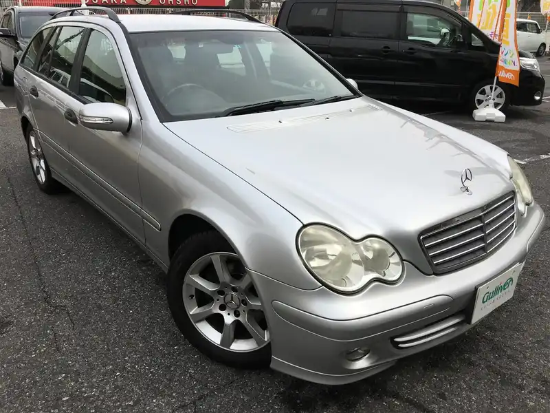 カタログ画像：Ｃクラスステーションワゴン（C-CLASS STATIONWAGON） Ｃ１８０コンプレッサー ステーションワゴン 2005年8月 DBA-203246 1800cc キューバナイトシルバー（Ｍ）orイリジウムシルバー（Ｍ） 燃費11.4km / l  メイン（その他）