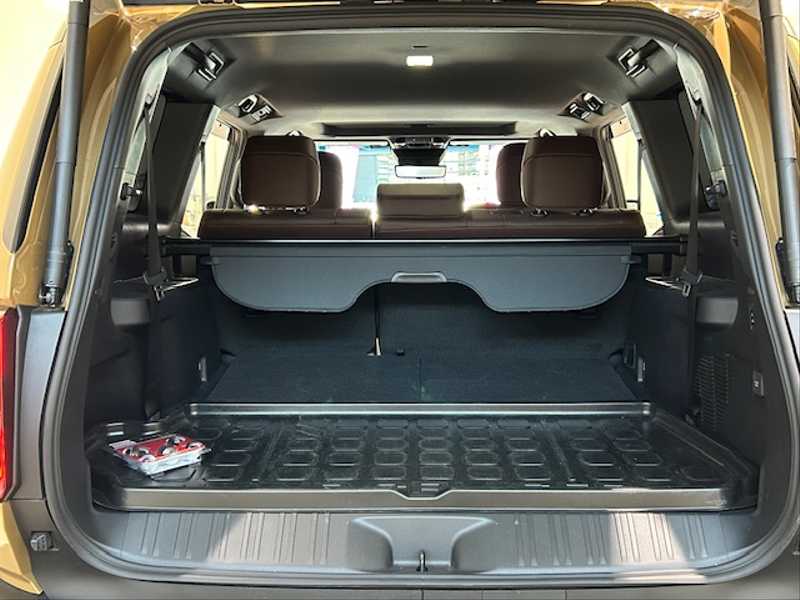 カタログ画像：ランドクルーザー２５０（LAND CRUISER 250） ＺＸ 2024年4月 3DA-GDJ250W 2800cc アバンギャルドブロンズメタリック 燃費11.0km / l 内装