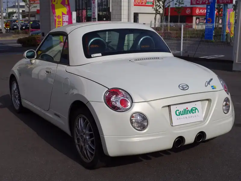 カタログ画像：コペン（COPEN） アルティメットエディションⅡ 2008年12月 ABA-L880K 660cc ホワイト 燃費15.2km / l  バック