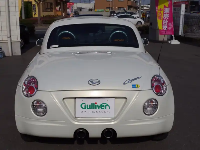 カタログ画像：コペン（COPEN） アルティメットエディションⅡ 2008年12月 ABA-L880K 660cc ホワイト 燃費18.0km / l  バック