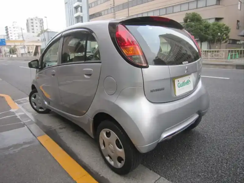 カタログ画像：アイミーブ（I-MIEV） Ｍ 2014年2月 ZAA-HA4W クールシルバーメタリック バック