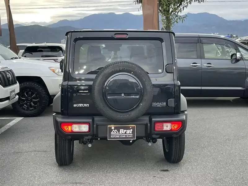 カタログ画像：ジムニー（JIMNY） ＸＧ 2025年11月 3BA-JB64W 660cc 燃費14.3km / l 外装