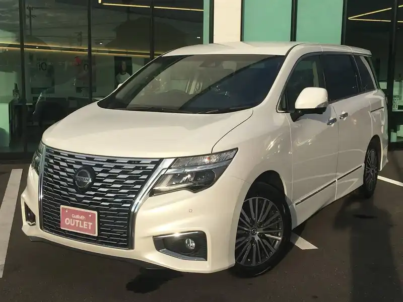 カタログ画像：エルグランド（ELGRAND） ２５０ハイウェイスターＳ 2020年10月 5BA-TE52 2500cc ピュアホワイトパール（３Ｐ） 燃費10.0km / l フロント