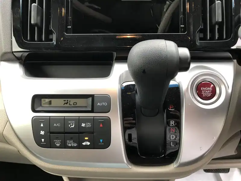 カタログ画像：Ｎ－ＷＧＮ（N-WGN） Ｇ特別仕様車 ＳＳパッケージⅡ 2018年7月 DBA-JH1 660cc プラチナホワイト・パール 燃費29.4km / l 内装