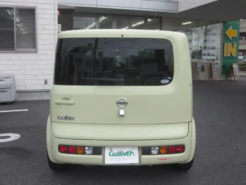 カタログ画像：キューブ（CUBE） ＳＸ ７０ｔｈ－Ⅱ 2004年4月 UA-BNZ11 1400cc ビーンズorパプリカオレンジ（Ｍ） 燃費15.8km / l  バック