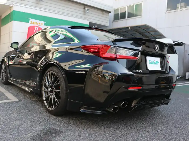 カタログ画像：ＲＣ Ｆ（RC F） ベースグレード 2016年8月 DBA-USC10 5000cc ブラック 燃費8.2km / l バック