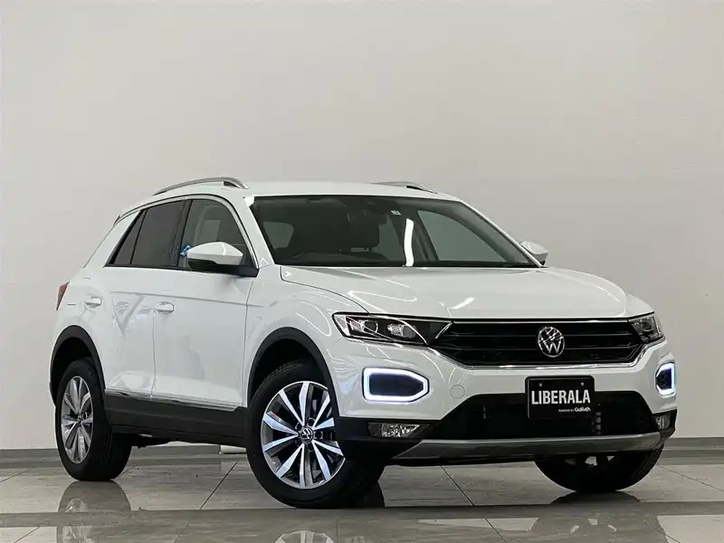 カタログ画像：Ｔ－ロック（T-ROC） ＴＤＩ スタイル 2021年5月 3DA-A1DFF 2000cc ピュアホワイト 燃費18.6km / l メイン