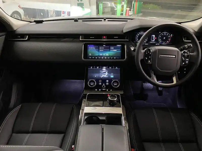 カタログ画像：レンジローバーヴェラール（RANGE ROVER VELAR） ベースグレード ２５０ＰＳ 2017年7月 DBA-LY2XCB 2000cc フジホワイト（ソリッド） 燃費11.6km / l 内装