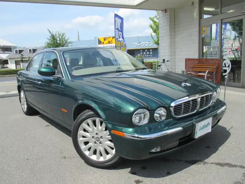 10017420 | カタログ画像：ＸＪ（XJ） ＸＪ８ ３．５ 2004年4月 GH-J72RA 3500cc ブリティッシュレーシンググリーン メイン