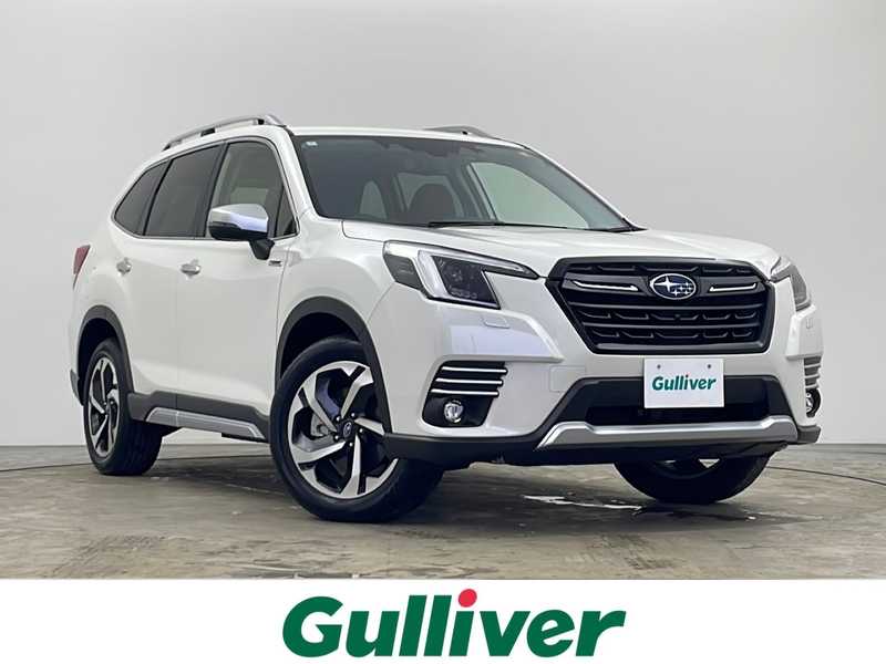 カタログ画像：フォレスター（FORESTER） スポーツ 2023年8月 4BA-SK5 1800cc クリスタルホワイト・パール 燃費13.6km / l メイン