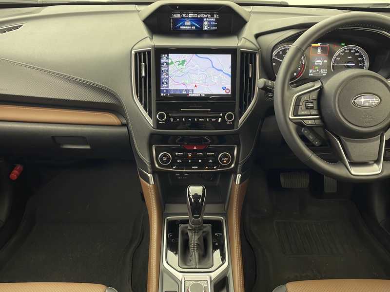 カタログ画像：フォレスター（FORESTER） スポーツ 2023年8月 4BA-SK5 1800cc クリスタルホワイト・パール 燃費13.6km / l 内装