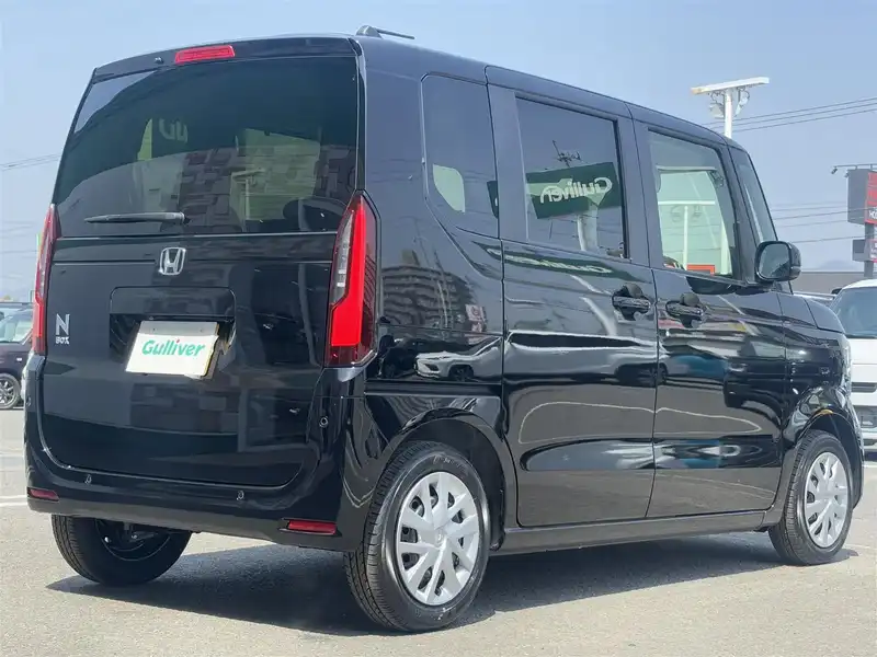 カタログ画像：Ｎ－ＢＯＸ（N-BOX） ベースグレード 2024年9月 6BA-JF6 660cc クリスタルブラック・パール 燃費19.4km / l 外装