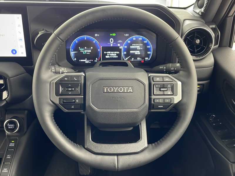 カタログ画像：ランドクルーザー２５０（LAND CRUISER 250） ＶＸ 2024年4月 3DA-GDJ250W 2800cc ブラック 燃費11.0km / l 内装