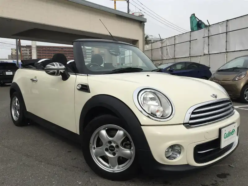 10071907 | カタログ画像：ＭＩＮＩ（MINI） クーパー コンバーチブル 2011年8月 CBA-ZN16 1600cc ペッパー・ホワイト（ソリッド） メイン