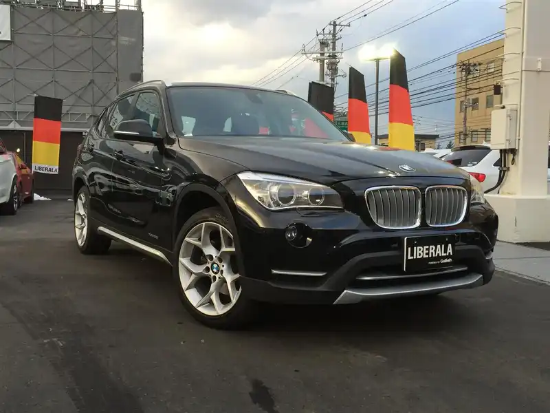 カタログ画像：Ｘ１（X1） ｘＤｒｉｖｅ ２８ｉ ｘライン 2012年9月 DBA-VM20 2000cc ブラック・サファイア 燃費13.6km / l メイン（その他）