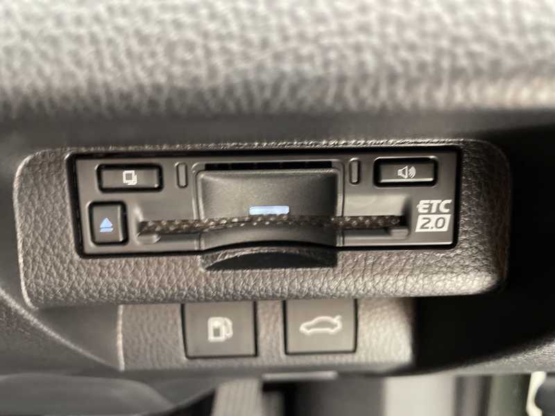 カタログ画像：クラウンクロスオーバー（CROWN CROSSOVER） Ｚ 2024年4月 6AA-AZSH35 2500cc 燃費22.2km / l 内装