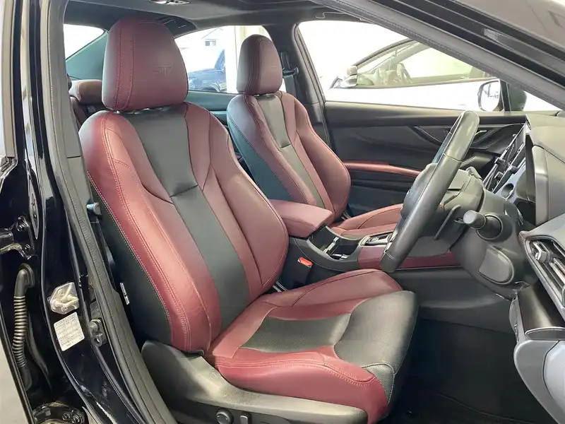 カタログ画像：ＷＲＸ Ｓ４（WRX S4） ＳＴＩスポーツＲ－ブラックリミテッド 2024年12月 5BA-VBH 2400cc クリスタルブラック・シリカ 燃費10.7km / l 内装