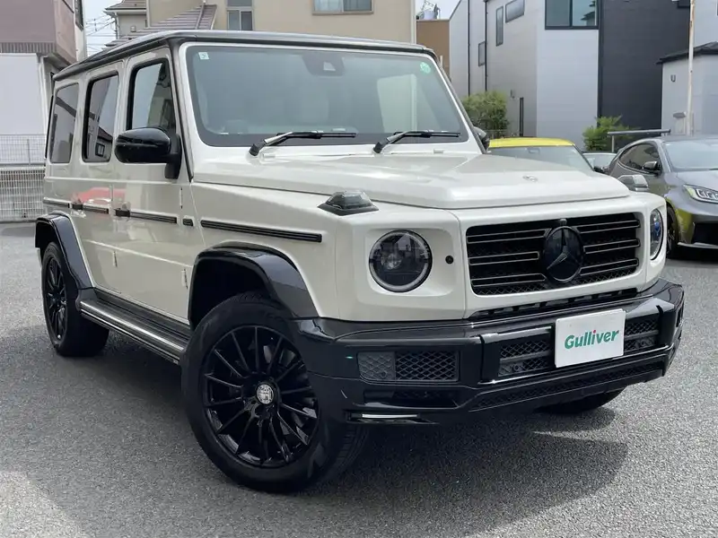 Gクラス（メルセデス・ベンツ）のホワイト系（白）の中古車を