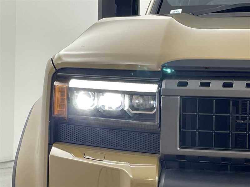 カタログ画像：ランドクルーザー２５０（LAND CRUISER 250） ＺＸ 2024年4月 3DA-GDJ250W 2800cc アバンギャルドブロンズメタリック 燃費11.0km / l 外装