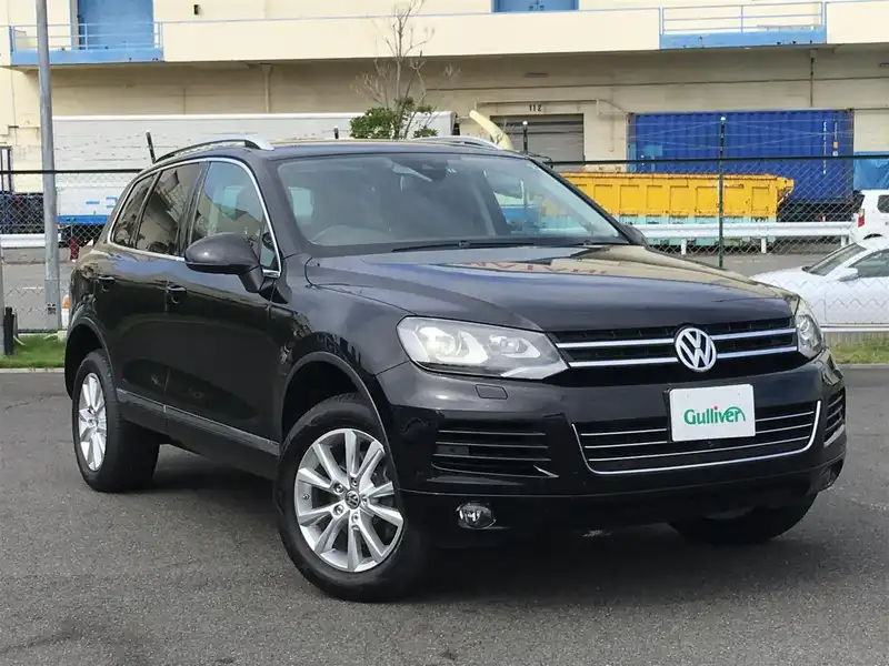 カタログ画像：トゥアレグ（TOUAREG） Ｖ６ ブルーモーションテクノロジー 2015年1月 DBA-7PCGRS 3600cc ディープブラックパールエフェクト 燃費9.8km / l メイン（その他）