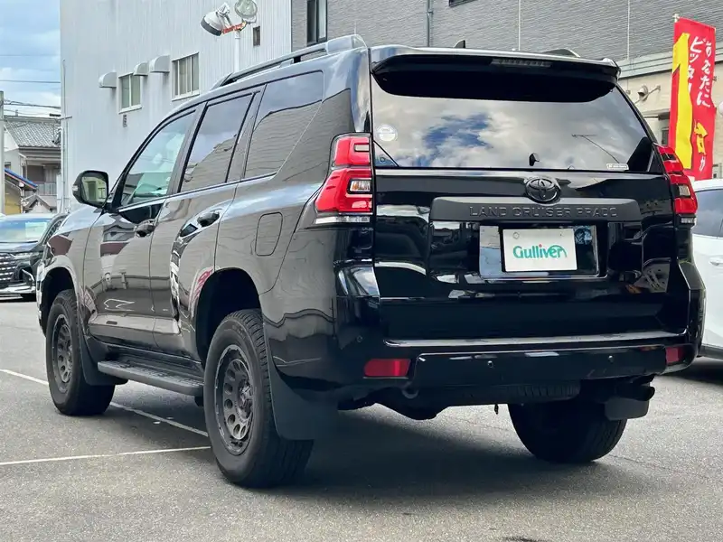 カタログ画像：ランドクルーザープラド（LAND CRUISER PRADO） ＴＸ 2022年8月 3BA-TRJ150W 2700cc ブラックorアティチュードブラックマイカ 燃費8.3km / l 外装