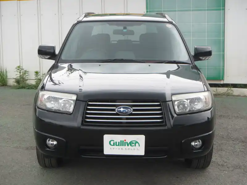 カタログ画像：フォレスター（FORESTER） ２．０ＸＳ 2005年1月 CBA-SG5 2000cc オブシディアンブラック・パール 燃費13.0km / l  フロント