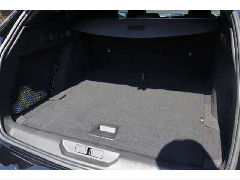 カタログ画像：３０８（308） ＳＷ ＧＴ ブルーＨＤｉ 2020年8月 3DA-T9WAH01 2000cc パール・ホワイト 燃費17.0km / l 内装