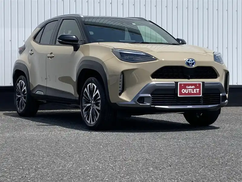 カタログ画像：ヤリスクロス（YARIS CROSS） Ｚ アドベンチャー 2022年8月 5BA-MXPB15 1500cc ベージュorブラスゴールドメタリック 燃費17.4km / l メイン