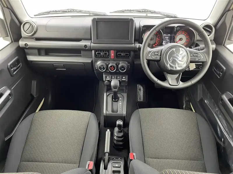 カタログ画像：ジムニーノマド（JIMNY NOMADE） ＦＣ 2025年4月 3BA-JC74W 1500cc シフォンアイボリーメタリック2ブラック2トーンルーフ 燃費13.6km / l フロント