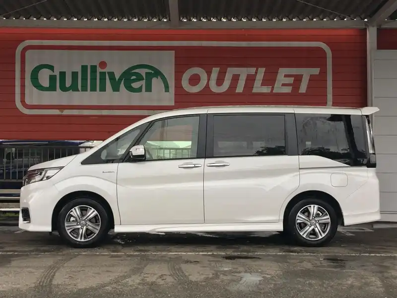 カタログ画像：ステップワゴンスパーダ（STEPWAGON SPADA） スパーダハイブリッド Ｇ ホンダセンシング 2017年9月 6AA-RP5 2000cc プラチナホワイト・パール 燃費25.0km / l 外装