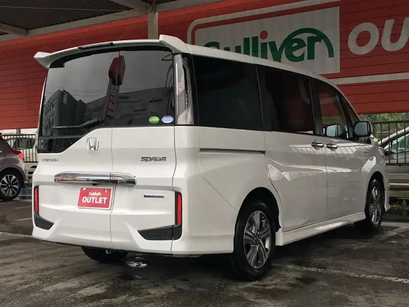 カタログ画像：ステップワゴンスパーダ（STEPWAGON SPADA） スパーダハイブリッド Ｇ ホンダセンシング 2017年9月 6AA-RP5 2000cc プラチナホワイト・パール 燃費25.0km / l バック