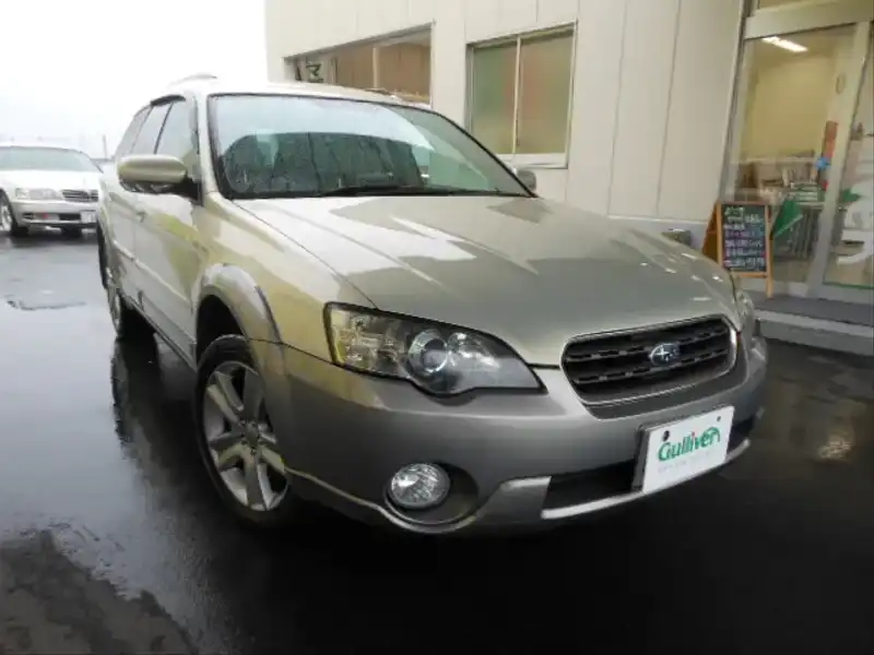 カタログ画像：レガシィアウトバック（LEGACY OUTBACK） ２．５ｉ Ｌ．Ｌ．Ｂｅａｎエディション 2004年6月 CBA-BP9 2500cc シャンパンゴールド・オパール／グラナイトグレーオパール 燃費13.0km / l  メイン（その他）