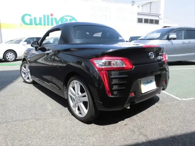 カタログ画像：コペン（COPEN） ローブ 2014年6月 DBA-LA400K 660cc ブラックマイカメタリック 燃費25.2km / l バック