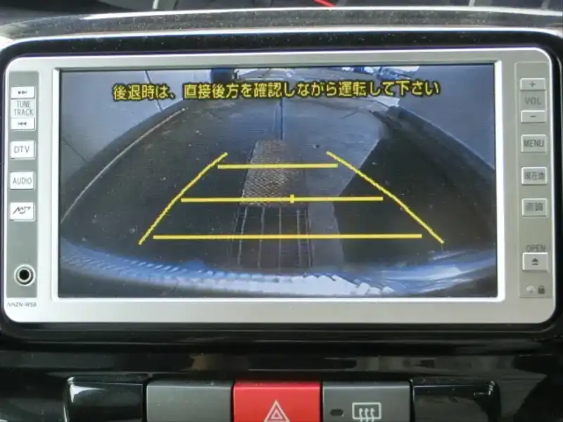 カタログ画像：タント（TANTO） カスタムＶセレクション 2008年12月 DBA-L375S 660cc ブラックマイカ 燃費18.8km / l  内装