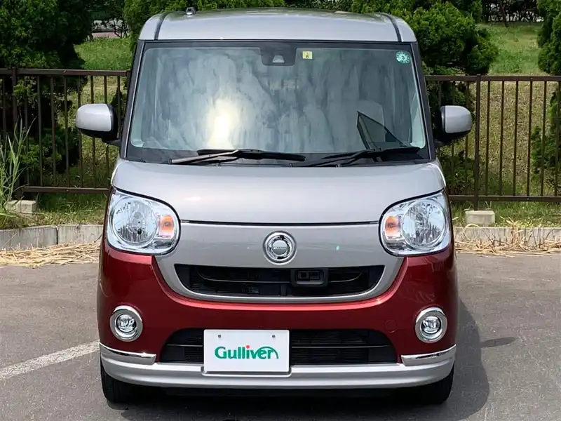 カタログ画像：ムーヴキャンバス（MOVE CANBUS） Ｇブラックインテリアリミテッド ＳＡⅢ 2019年10月 5BA-LA800S 660cc スムースグレーマイカメタリック×ファイアークォーツレッドメタリック 燃費20.6km / l フロント