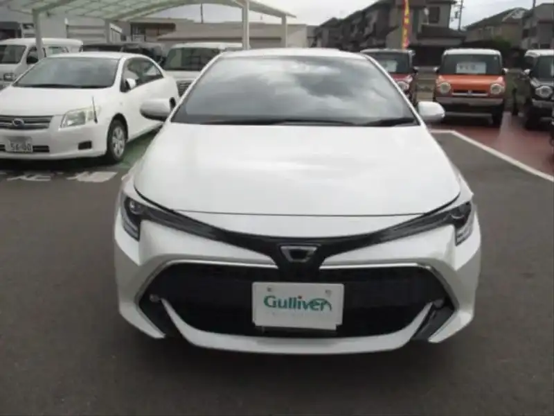 カタログ画像：カローラスポーツ（COROLLASPORT） Ｇ Ｚ 2019年10月 3BA-NRE214H 1200cc ホワイトパールクリスタルシャインorアティチュードブラックマイカ×ホワイトパールクリスタルシャイン 燃費15.2km / l フロント