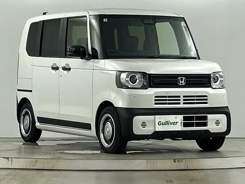 カタログ画像：Ｎ－ＢＯＸジョイ（N-BOX JOY） ベースグレード（２トーン） 2024年9月 6BA-JF6 660cc 燃費19.3km / l メイン（その他）