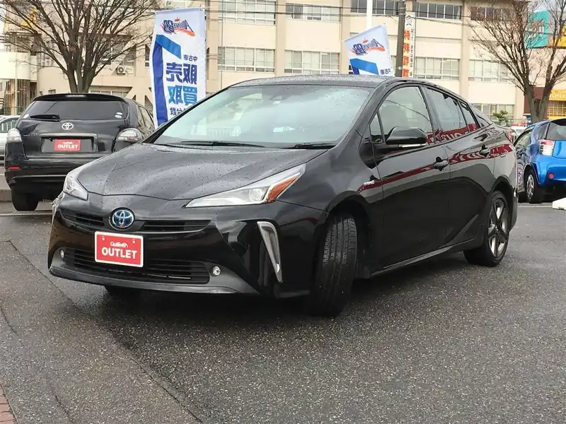 10124263 | カタログ画像：プリウス（PRIUS） Ａプレミアム ツーリングセレクション 2019年10月 DAA-ZVW55 1800cc アティチュードブラックマイカ フロント