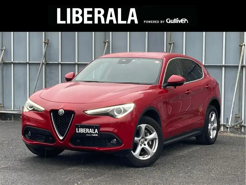 カタログ画像：ステルヴィオ（STELVIO） ２．２ターボ ディーゼルＱ４ 2019年10月 3DA-94922 2200cc アルファ レッド 燃費16.0km / l メイン