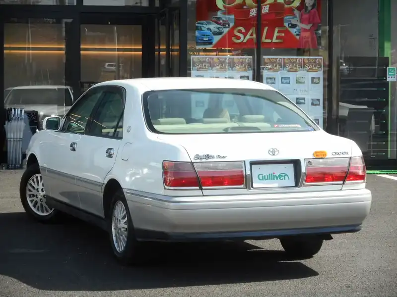 カタログ画像：クラウン（CROWN） ロイヤルエクストラＦｏｕｒ Ｑパッケージ 1999年9月 GH-JZS173 2500cc フロスティホワイトトーニング 燃費9.2km / l  バック