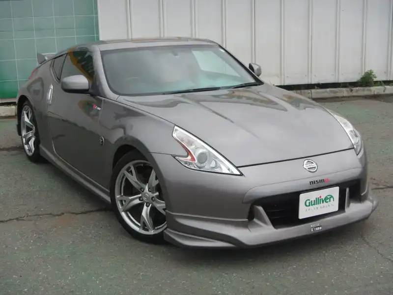 カタログ画像：フェアレディＺ（FAIRLADY Z） バージョンＳＴ 2008年12月 CBA-Z34 3700cc ブリリアントシルバー（Ｍ）orブレードシルバー（Ｍ） 燃費9.5km / l  メイン