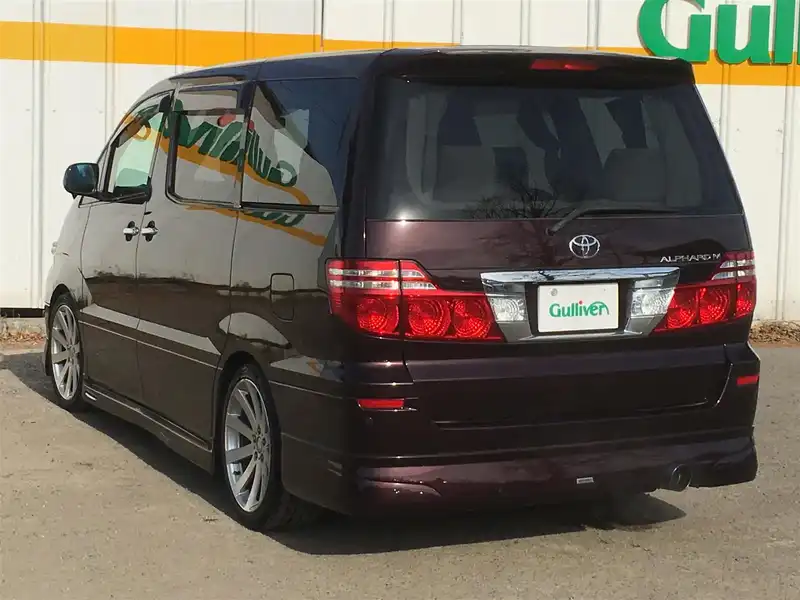 カタログ画像：アルファードＶ（ALPHARD V） ＡＸ Ｌエディション 2007年6月 DBA-ANH15W 2400cc ブラッキッシュレッドマイカ 燃費9.4km / l  バック