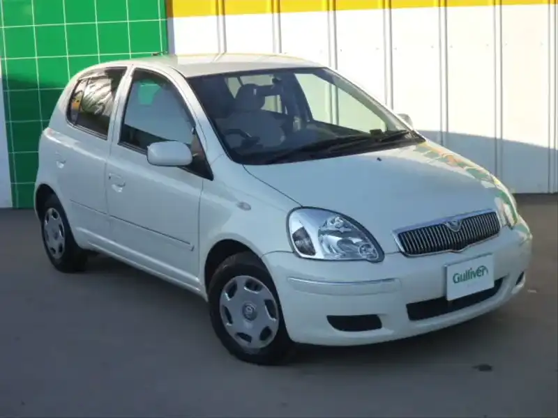 カタログ画像：ヴィッツ（VITZ） クラヴィア 2004年4月 CBA-SCP13 1300cc ホワイトパールマイカ 燃費23.0km / l  メイン（その他）