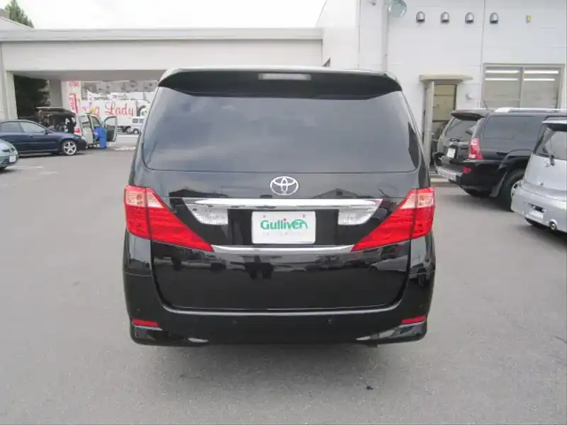 カタログ画像：アルファード（ALPHARD） ３５０Ｇ 2008年5月 DBA-GGH20W 3500cc ブラック 燃費9.5km / l  バック