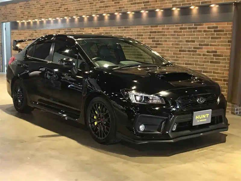 カタログ画像：ＷＲＸ ＳＴＩ（WRX STI） ＳＴＩ 2018年6月 CBA-VAB 2000cc クリスタルブラック・シリカ 燃費9.4km / l メイン（その他）