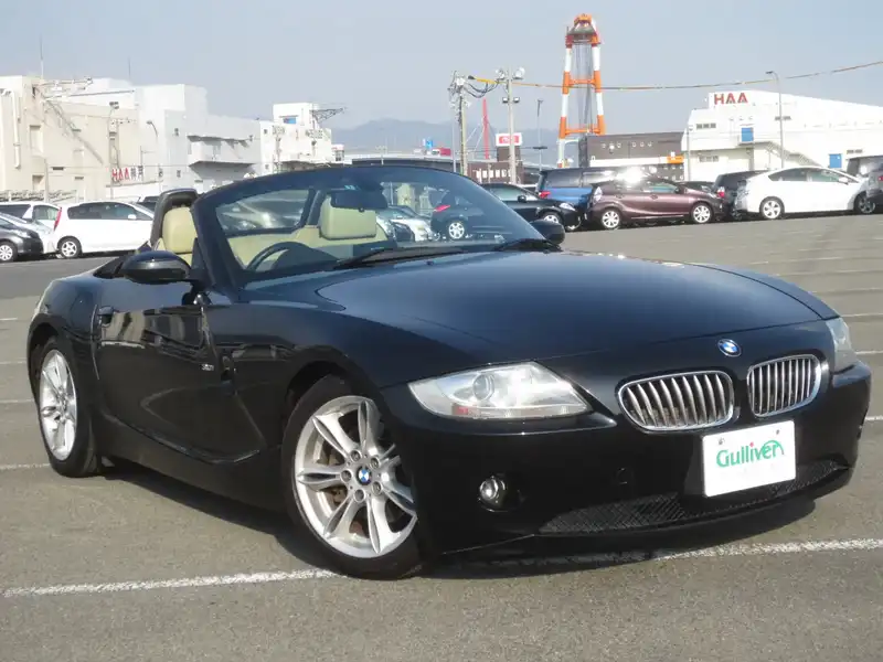 カタログ画像：Ｚ４（Z4） ３．０ｉ 2005年9月 GH-BT30 3000cc ブラック・サファイア（メタリック・カラー） 燃費9.3km / l  外装